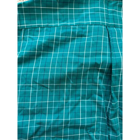 L.L. BEAN, Oxford, short sleeve, Size Large, Wrinkle Resistant, Traditional Fit - Picture 6 of 6